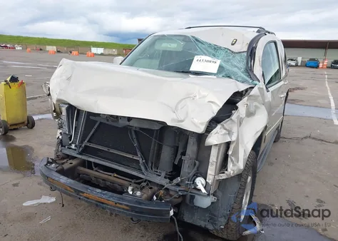 2013 Chevrolet Tahoe Lt z USA, uszkodzony, nr VIN 1GNSKBE02DR240795